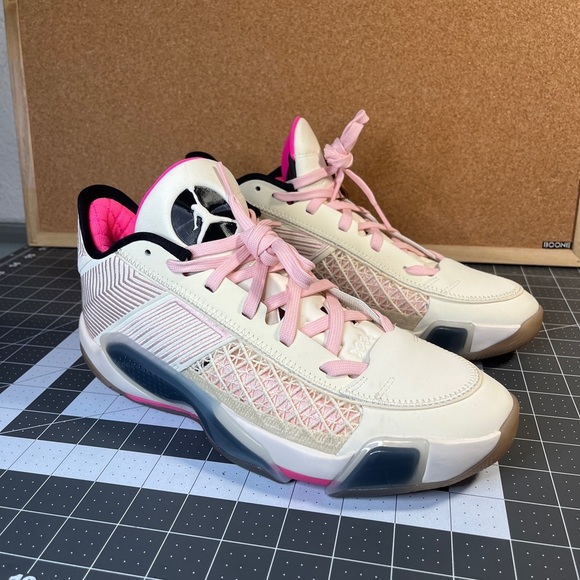 Jordan XXXVIII BRAND NEW
‘Fresh start’ 38 - Picture 2 of 16